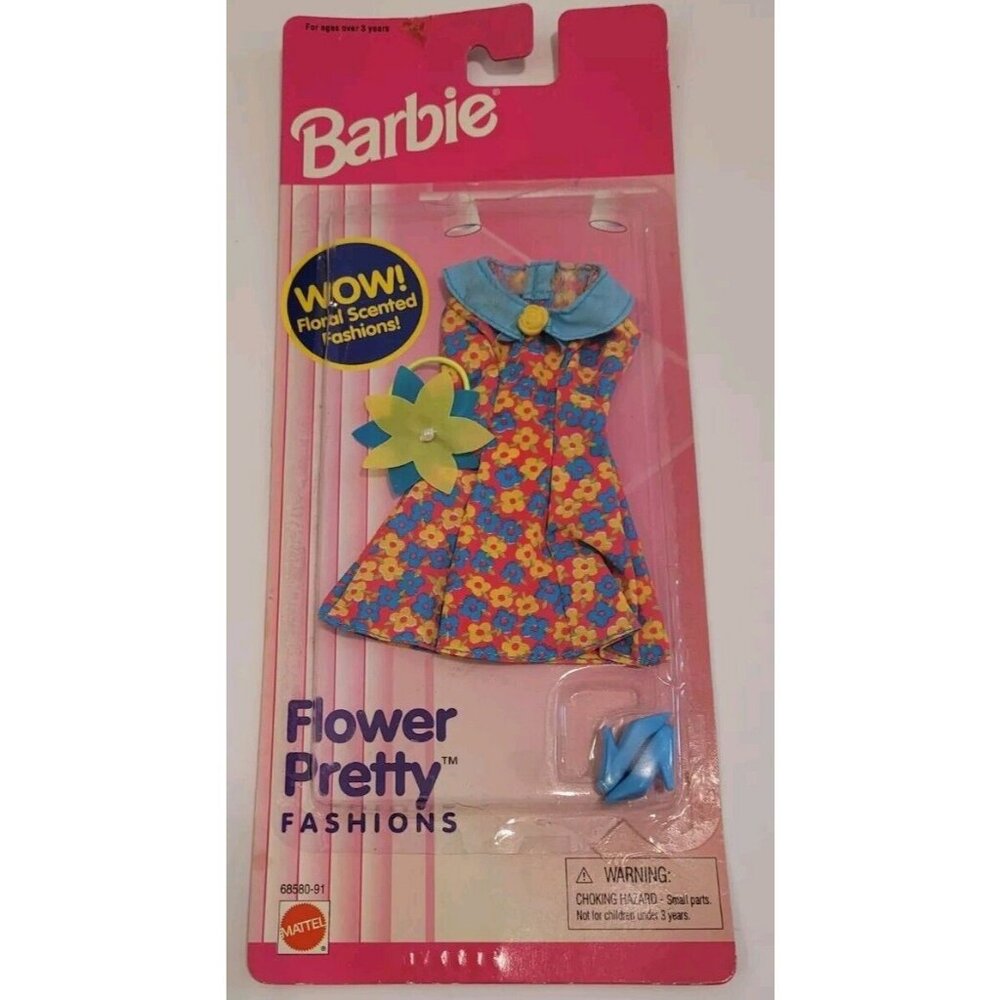 Vintage Barbie Flower Pretty Fashions Outfit Floral Scent & Accessories‎ 1996